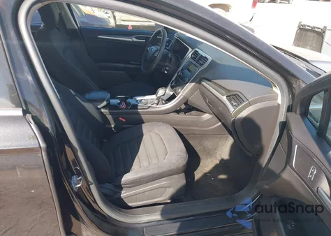 2014 Ford Fusion Se z USA, uszkodzony, nr VIN 3FA6P0H77ER353436